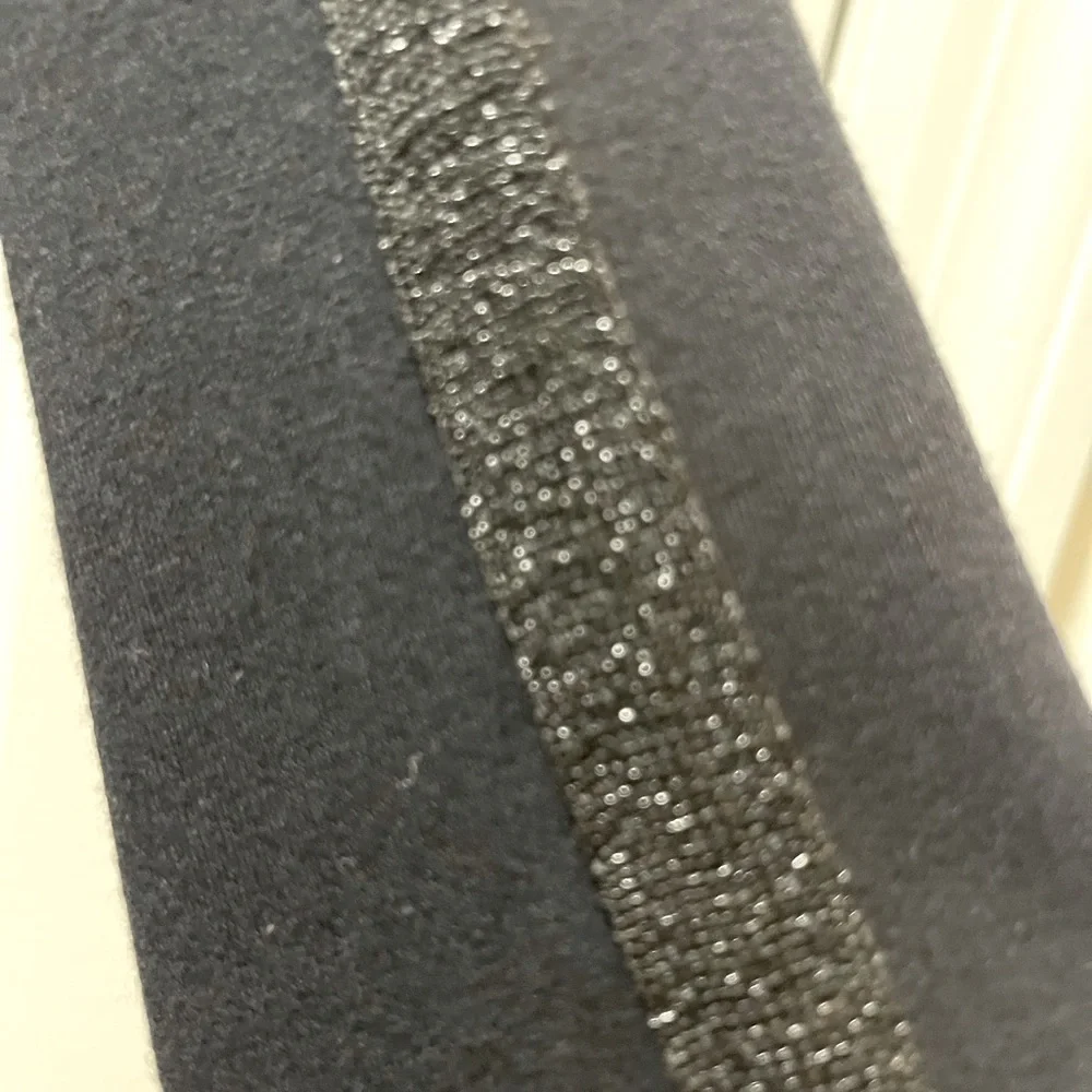 NWT. $158R  Johnny Was Calme Hoodie W/Glitter Stripe On Sleeves. Size Sm… - Picture 5 of 6